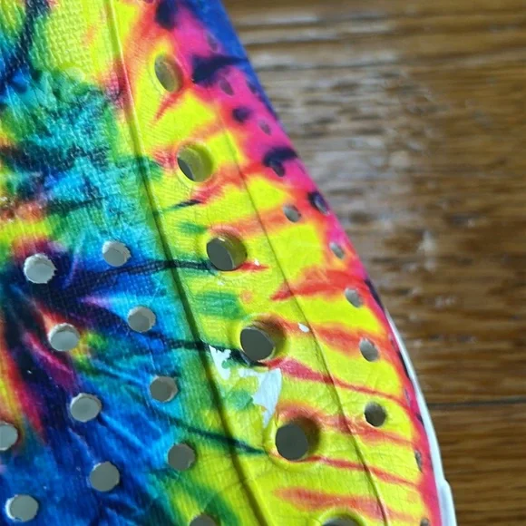 Native Jefferson Tie Dye print slip on rubber shoes. Women’s Size 6. - Picture 10 of 12